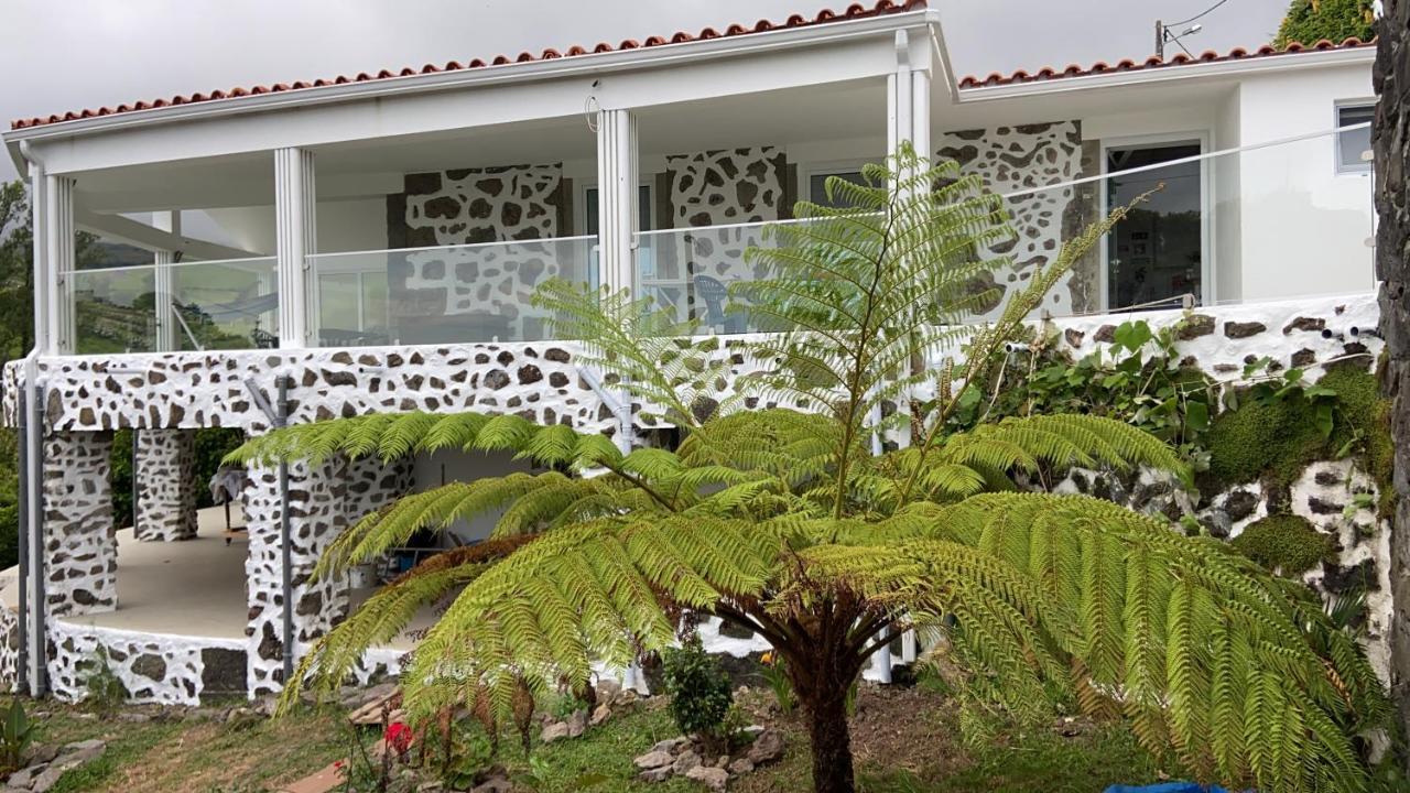 Villa Moradia Terra Cha Sea View 1 To 4 Pers à Lomba  Extérieur photo
