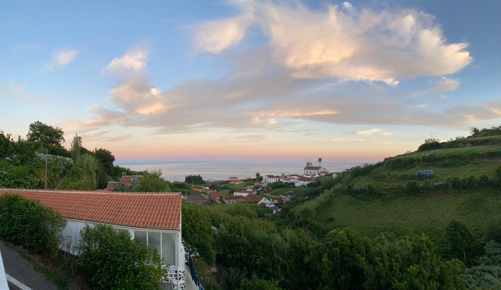 Villa Moradia Terra Cha Sea View 1 To 4 Pers à Lomba  Extérieur photo